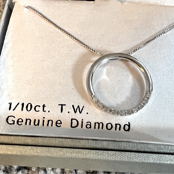 Sterling Silver Diamond Pendant - Picture 1 of 4